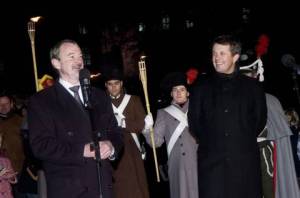 jon-valera-y-luis-mateos-junto-al-principe-federico-de-dinamarca-y-el-m-de-cultura